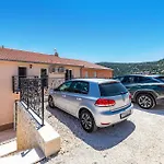 3 Bedroom In Marina