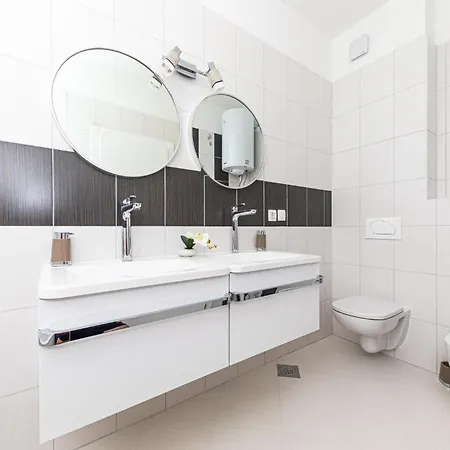 Apartman Stunning In With House Sea View *
